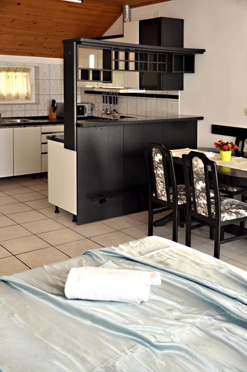 San Rocco Lumbarda Hotell Exteriör bild