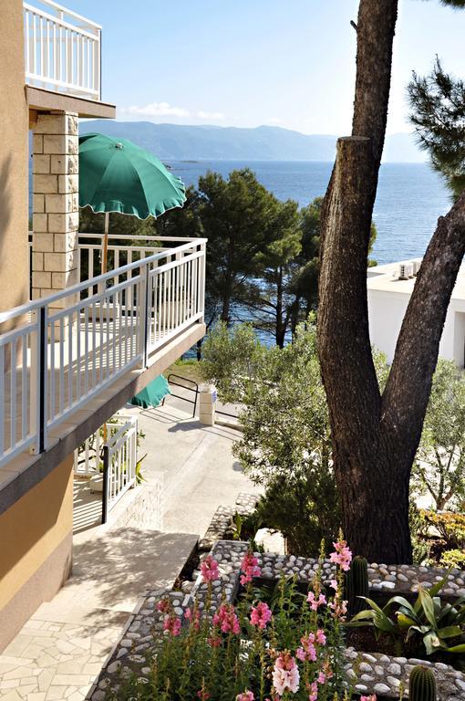San Rocco Lumbarda Hotell Exteriör bild