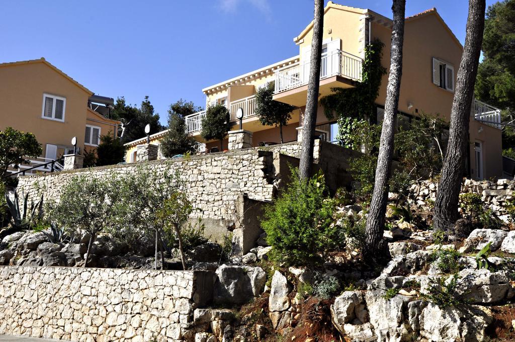 San Rocco Lumbarda Hotell Exteriör bild